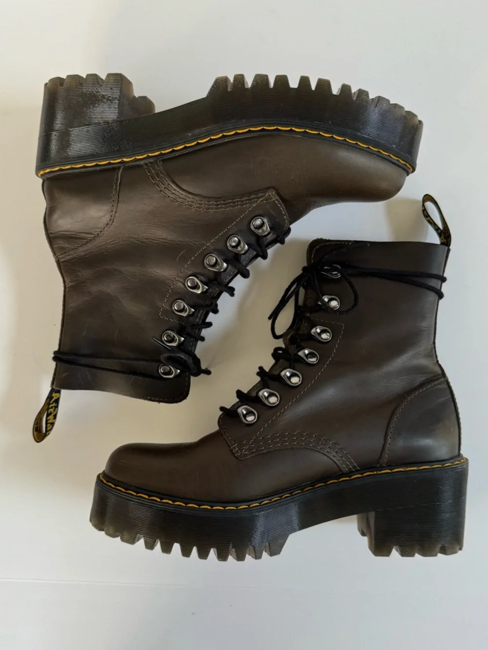 Dr. Martens Leona Leather Heeled Boots | 7 - Picture 7 of 13